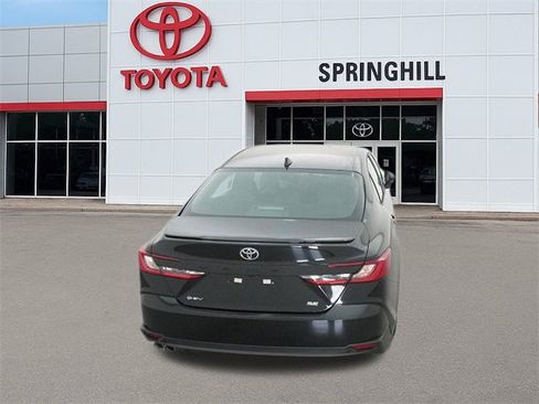 New 2026 Toyota Camry SE image 7