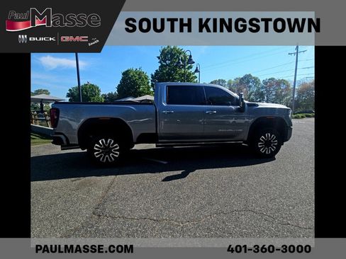 Used 2025 GMC Sierra 2500 Denali Ultimate AWD/4WD image 8