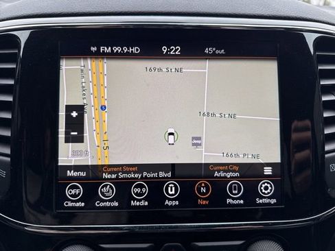 Used 2020 Jeep Grand Cherokee Altitude AWD/4WD image 30
