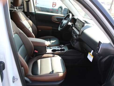 New 2025 Ford Bronco Sport Outer Banks w/ Outer Banks Tech Package+ AWD/4WD image 13