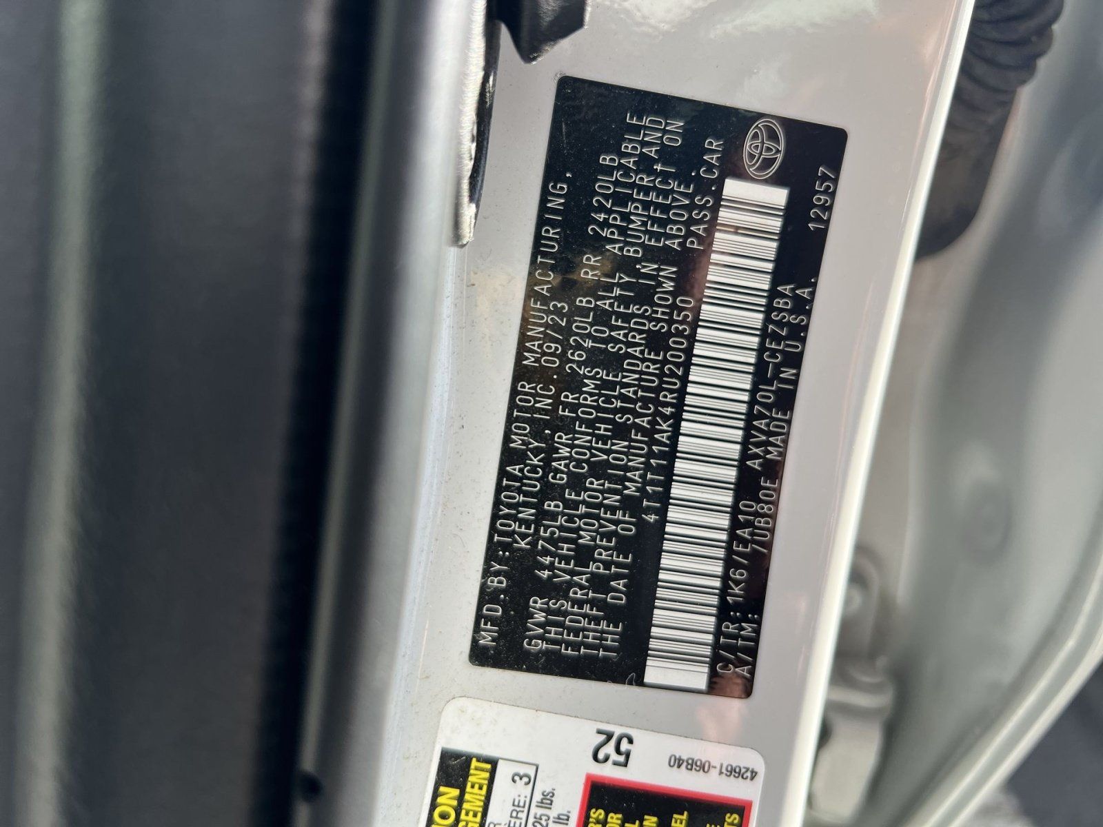 Used 2024 Toyota Camry SE w/ Cold Weather Package FWD image 26