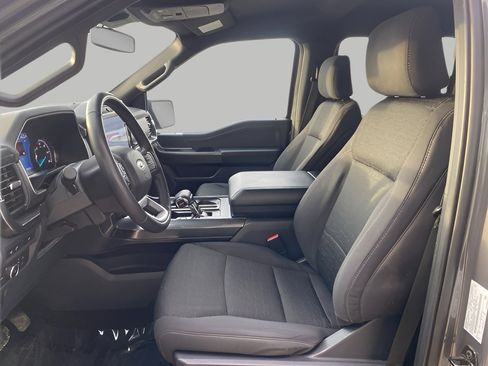 Used 2022 Ford F150 XLT w/ Equipment Group 302A High image 10