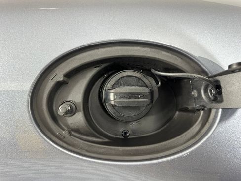 Certified 2025 Porsche 911 Carrera RWD image 45