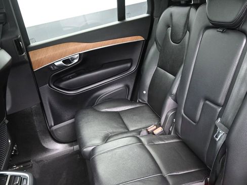 Used 2023 Volvo XC90 B6 Plus w/ Protection Package Premier image 14