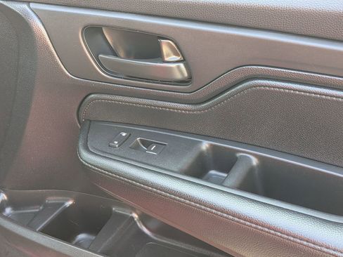 Used 2025 Honda Odyssey Sport-L image 33