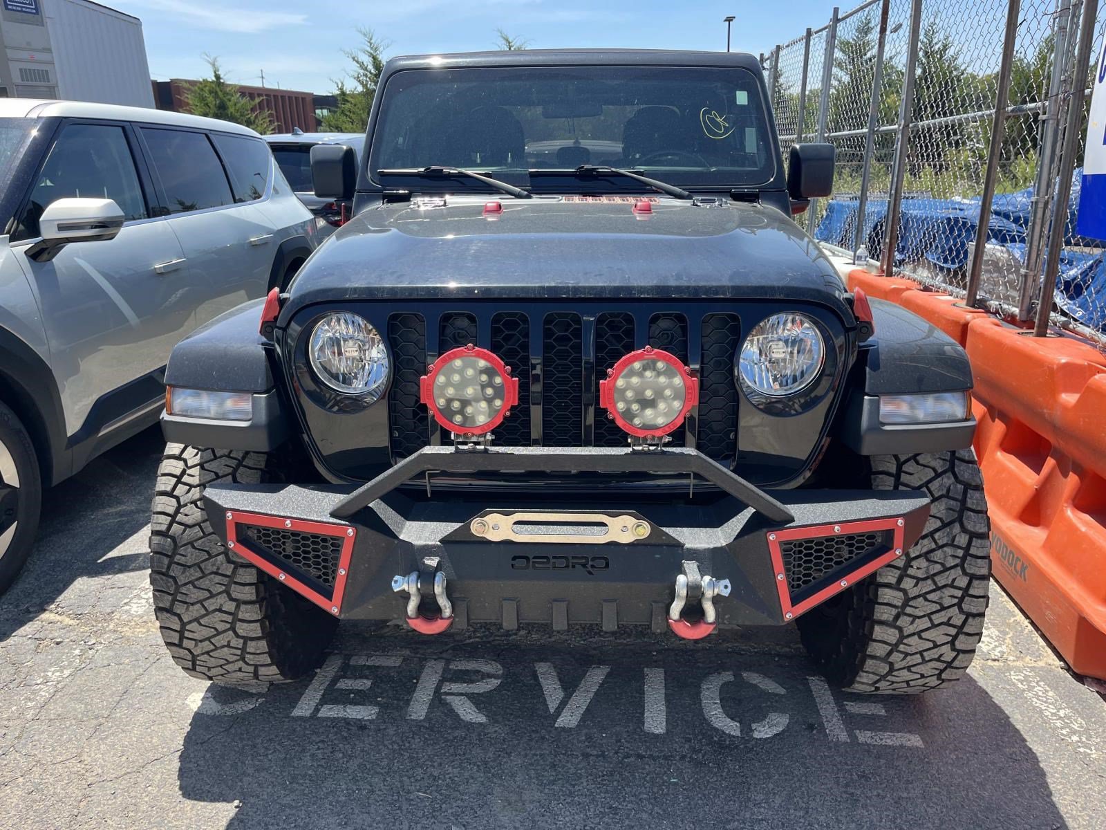 Used 2022 Jeep Gladiator Sport AWD/4WD image 1