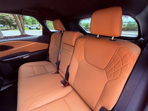 Used 2024 Lexus RX 350 Premium w/ Convenience Package FWD image 18