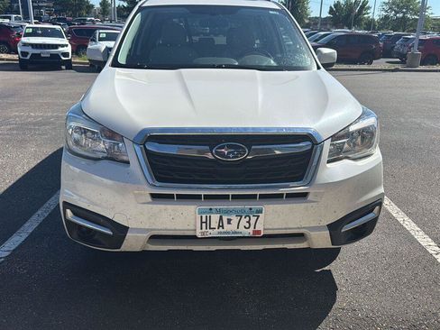 Used 2017 Subaru Forester 2.5i Premium w/ All-Weather Package AWD/4WD image 3