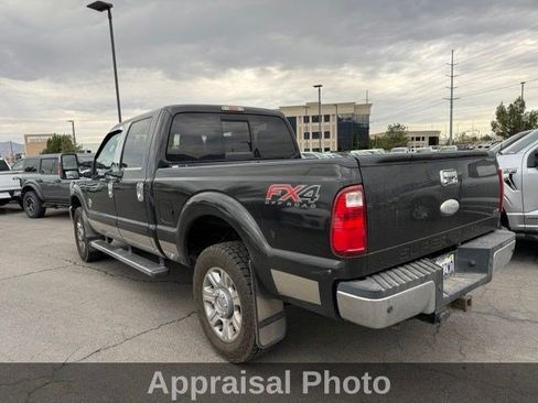 Used 2012 Ford F250 Lariat w/ Chrome Pkg AWD/4WD image 8