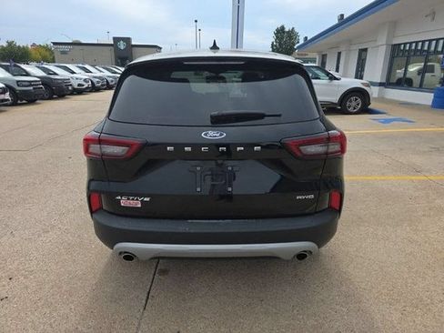 Used 2023 Ford Escape Active w/ Tech Pack #2 AWD/4WD image 6