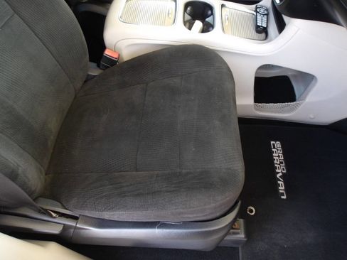 Used 2012 Dodge Grand Caravan SXT w/ Entertainment Group 1 image 20