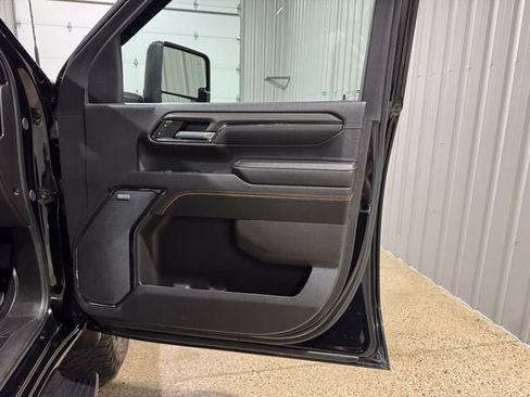 Used 2024 GMC Sierra 2500 AT4 AWD/4WD image 22