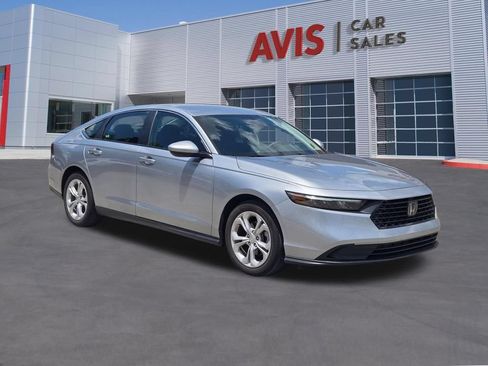Used 2025 Honda Accord LX image 3