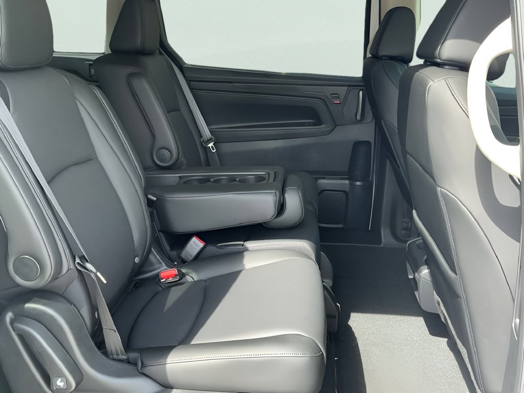 Used 2026 Honda Odyssey EX-L image 18