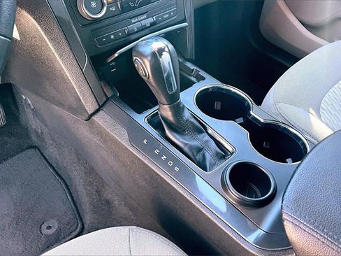 Used 2018 Ford Explorer FWD image 11