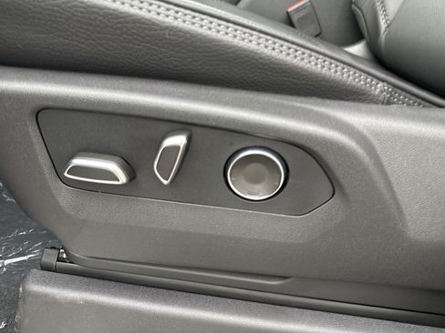 New 2026 GMC Sierra 1500 Denali AWD/4WD image 11