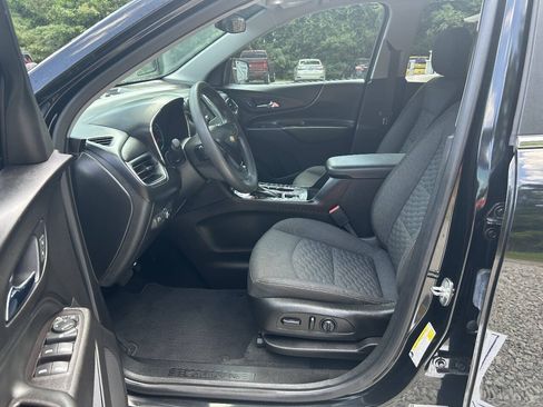 Used 2021 Chevrolet Equinox LT FWD image 11