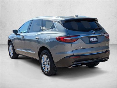 Used 2020 Buick Enclave Essence w/ Sound and Sites Package image 7