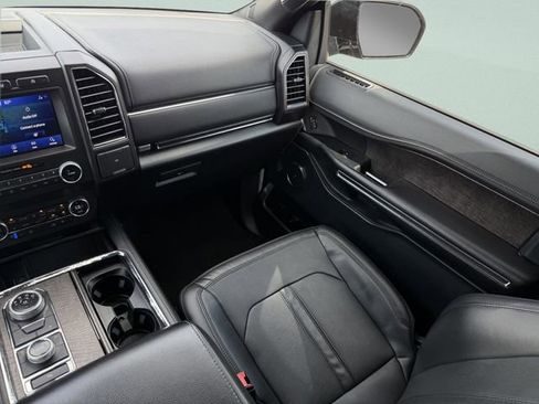 Used 2021 Ford Expedition Max Limited AWD/4WD image 19