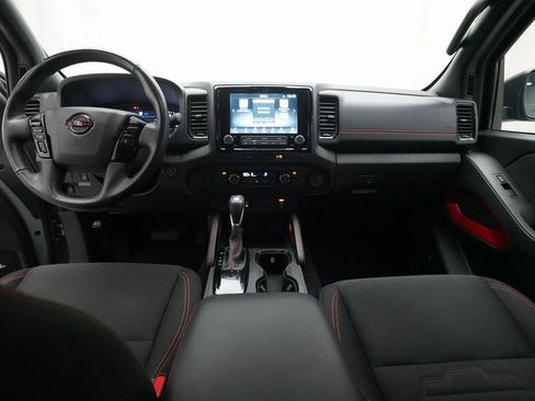 Used 2024 Nissan Frontier Pro-X w/ Pro Convenience Package image 5