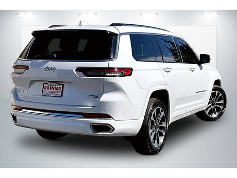 Used 2021 Jeep Grand Cherokee L Overland w/ Luxury Tech Group IV AWD/4WD image 13