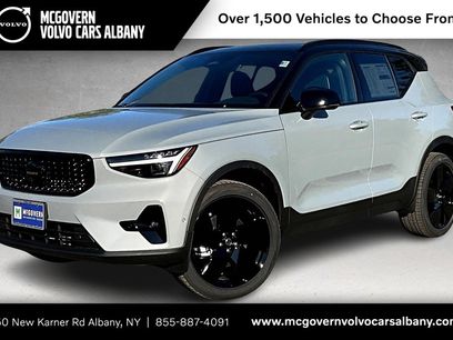 New 2026 Volvo XC40 B5 Ultra w/ Climate Package