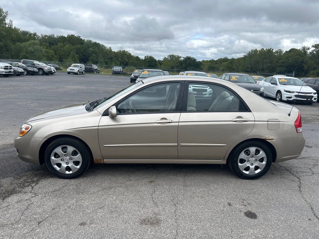 Used 2008 Kia Spectra EX FWD image 1