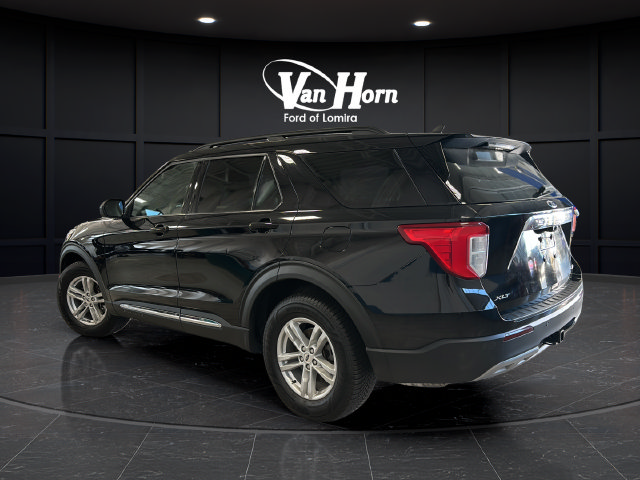 Used 2021 Ford Explorer XLT w/ Equipment Group 202A AWD/4WD image 5