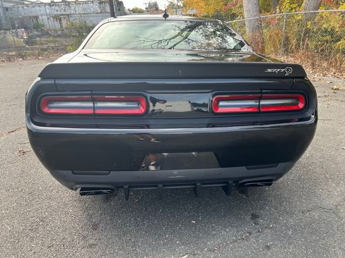 Used 2017 Dodge Challenger SRT Hellcat image 6