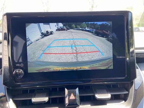 Used 2025 Toyota Corolla LE FWD image 18