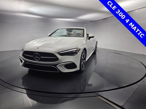 Used 2025 Mercedes-Benz CLE 300 4MATIC Cabriolet image 6