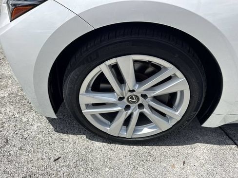 Used 2024 Lexus IS 300 w/ Comfort Package RWD image 10