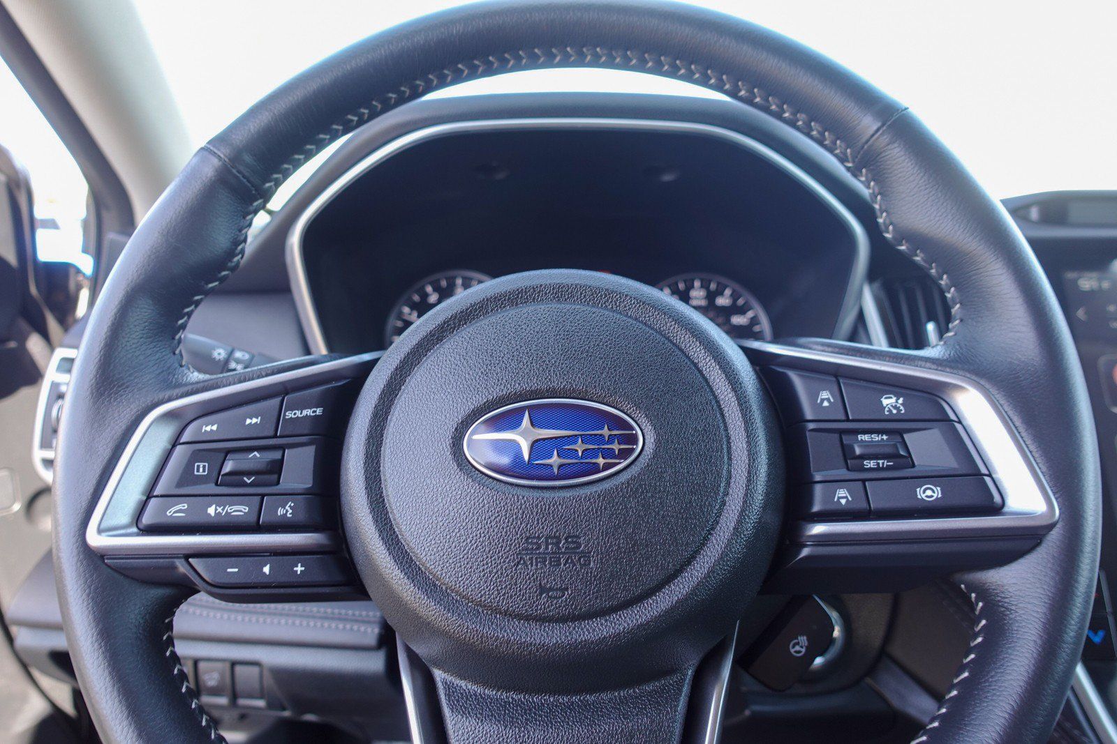 Certified 2025 Subaru Outback Limited AWD/4WD image 13