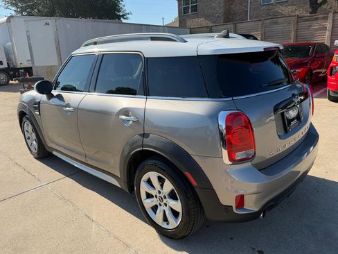 Used 2017 MINI Cooper Countryman FWD image 5