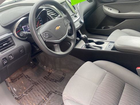 Used 2016 Chevrolet Impala LS image 4