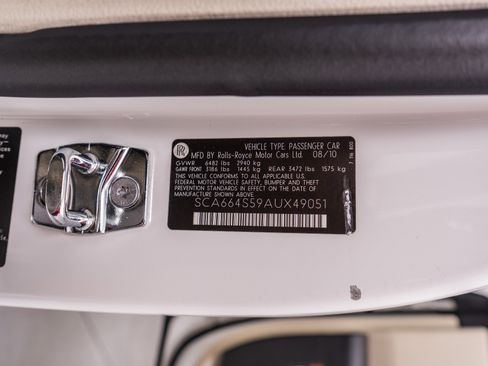 Used 2010 Rolls-Royce Ghost RWD image 20
