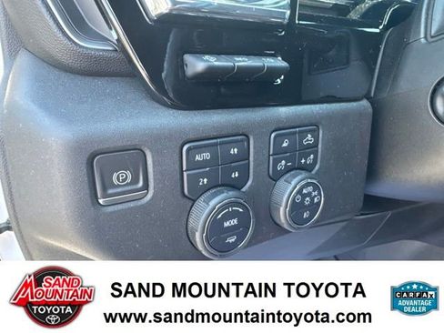 Used 2023 Chevrolet Silverado 1500 High Country AWD/4WD image 14