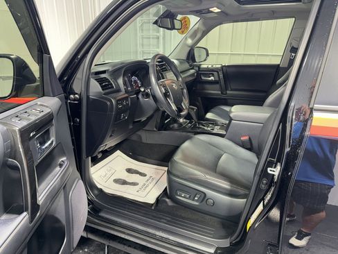 Used 2023 Toyota 4Runner 40th Anniversary SE AWD/4WD image 19