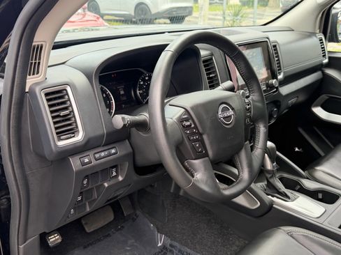 Certified 2024 Nissan Frontier SL w/ Technology Package RWD image 12