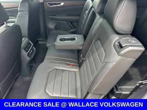 Certified 2025 Volkswagen Atlas SEL AWD/4WD image 14
