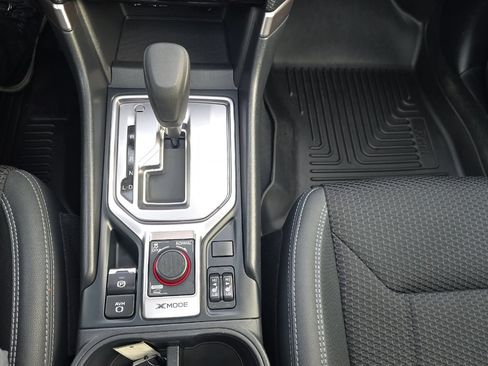 Used 2022 Subaru Forester Premium image 21