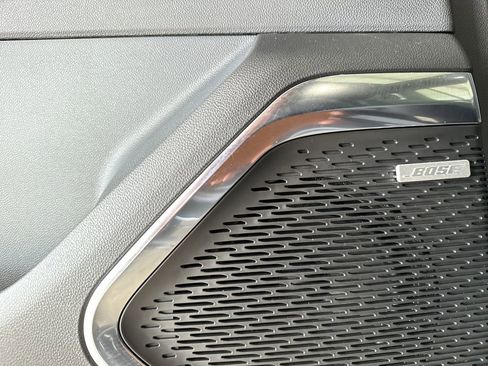 New 2026 GMC Acadia Denali w/ Super Cruise Package FWD image 30