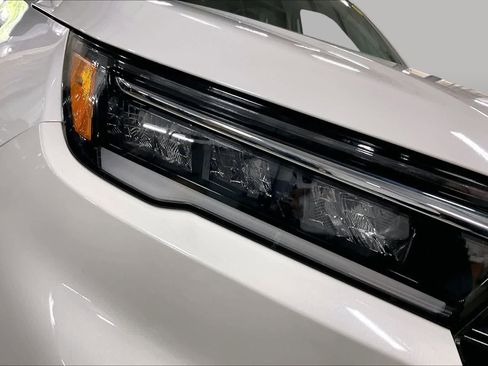 Used 2023 Honda Pilot Touring image 28
