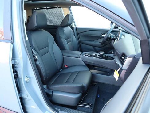 New 2026 Nissan Rogue SV image 27