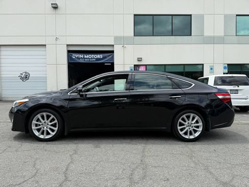 Used 2013 Toyota Avalon XLE Touring FWD image 10