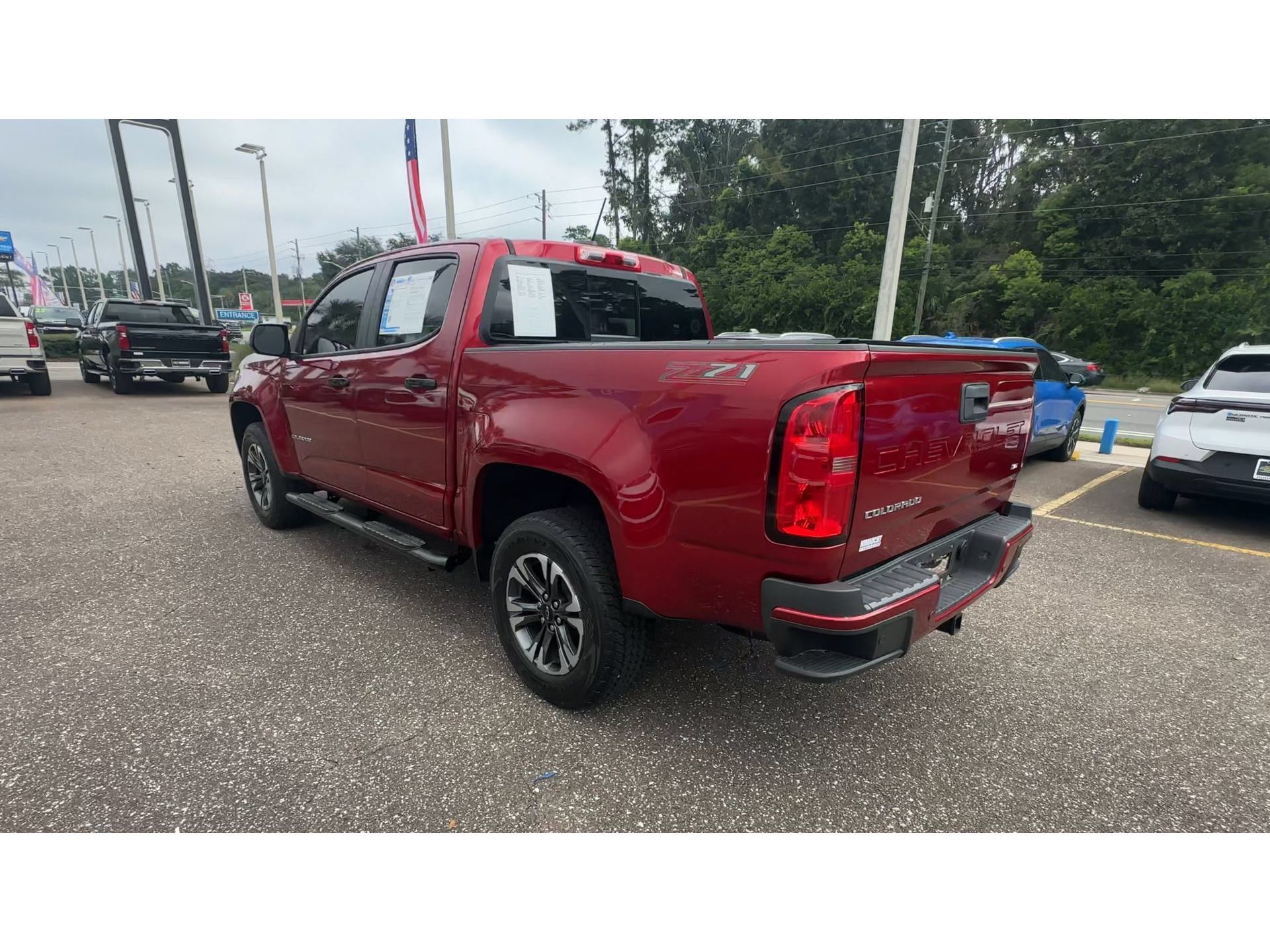 Used 2021 Chevrolet Colorado Z71 w/ Safety Package RWD image 4