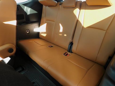 Used 2023 Toyota Highlander Platinum image 23