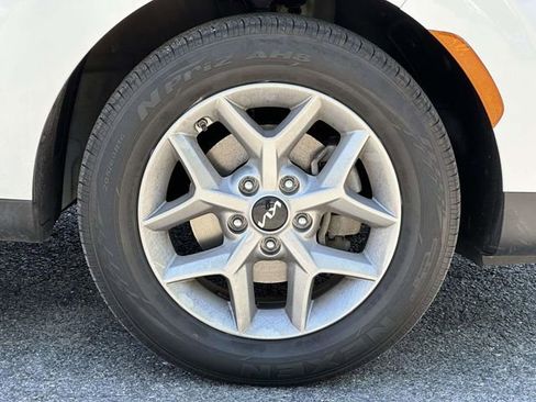 Used 2024 Kia Soul S FWD image 8