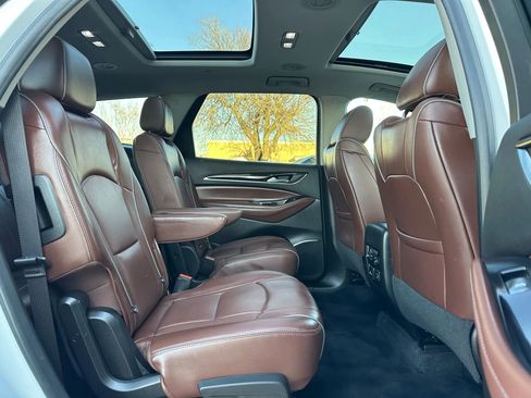 Used 2019 Buick Enclave Avenir w/ Avenir Technology Package image 27
