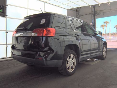 Used 2014 GMC Terrain SLE image 3